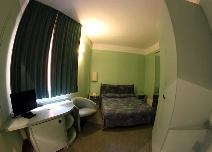 Etoile Du Nord Hotel 3*