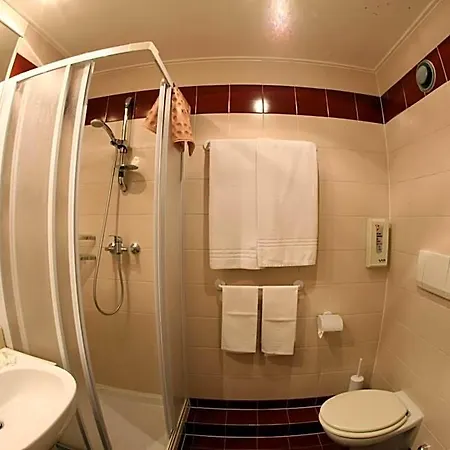Etoile Du Nord Hotel Sarre